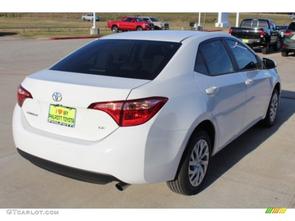 2019 Corolla LE - Super White / Steel Gray photo #8