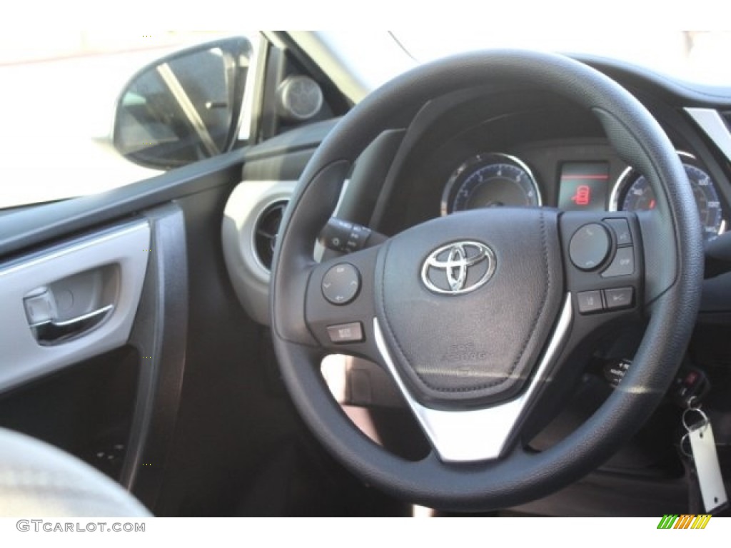 2019 Corolla LE - Super White / Steel Gray photo #17
