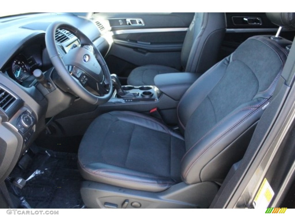2019 Explorer XLT - Magnetic / Medium Black photo #8