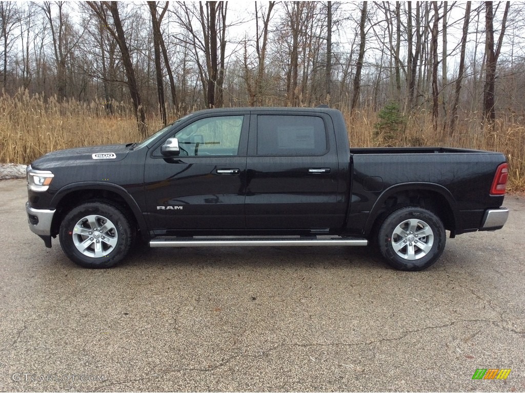 2019 1500 Laramie Crew Cab 4x4 - Diamond Black Crystal Pearl / Black photo #3