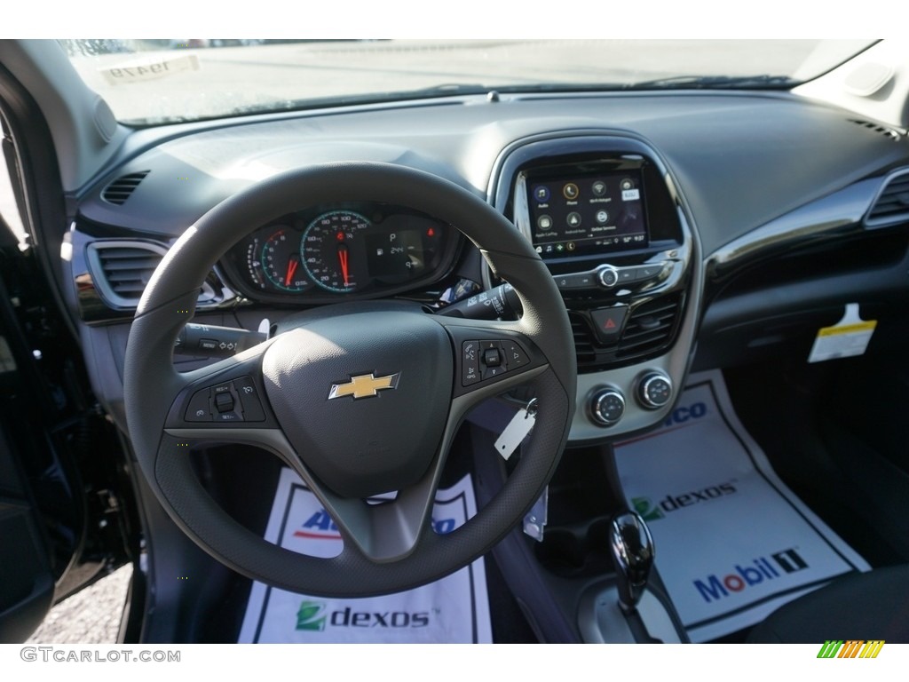 2019 Spark LT - Mosaic Black / Jet Black photo #4