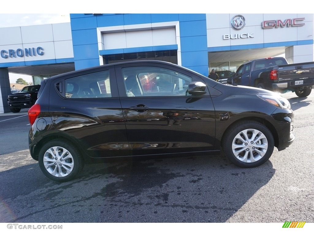 2019 Spark LT - Mosaic Black / Jet Black photo #9