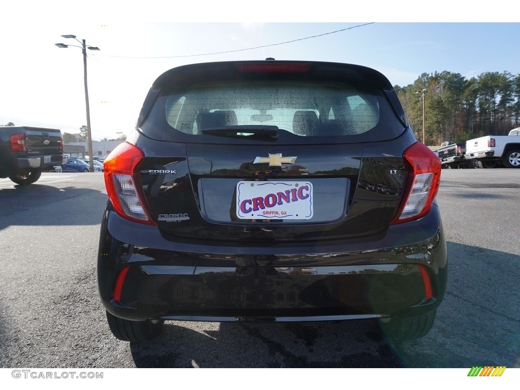 2019 Spark LT - Mosaic Black / Jet Black photo #11