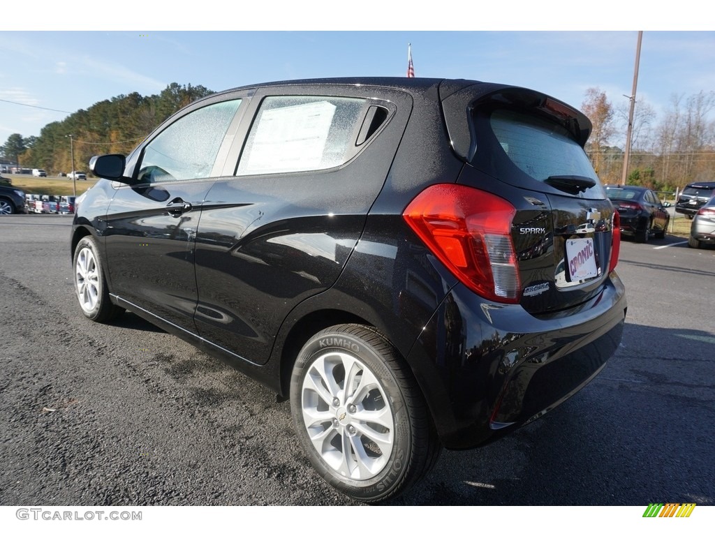 2019 Spark LT - Mosaic Black / Jet Black photo #12