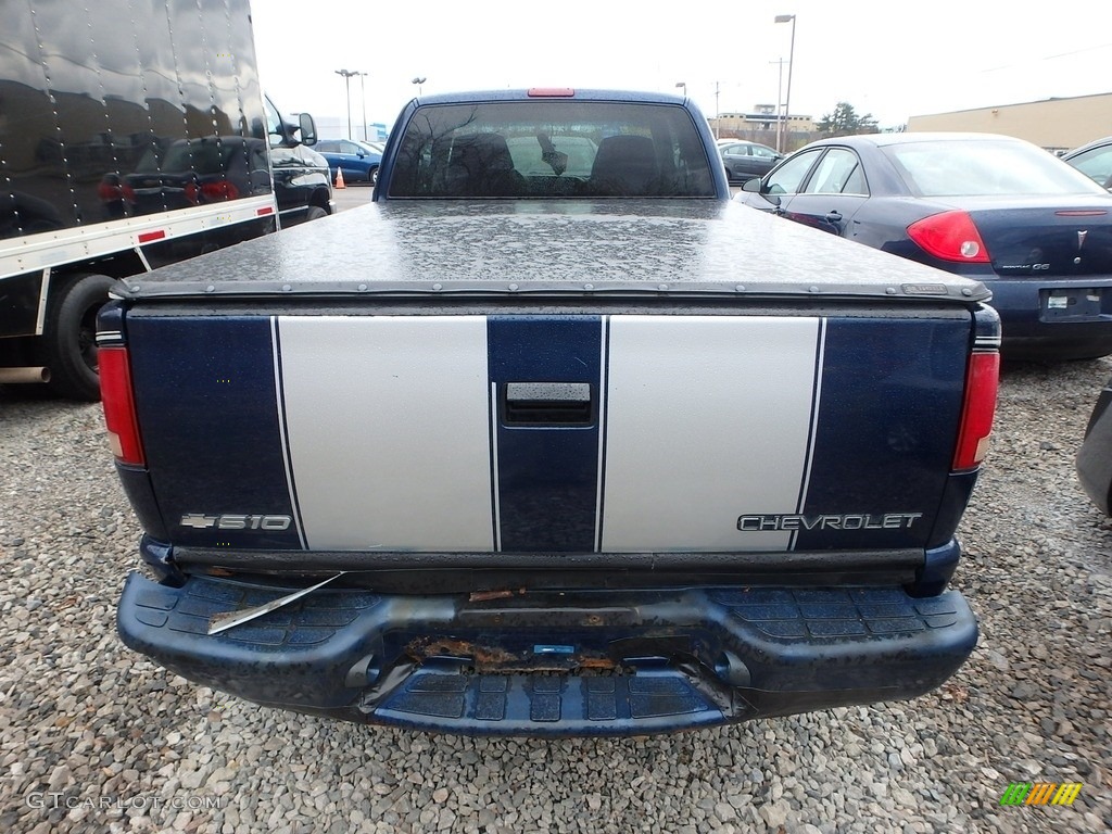 2001 S10 LS Extended Cab - Indigo Blue Metallic / Medium Gray photo #3