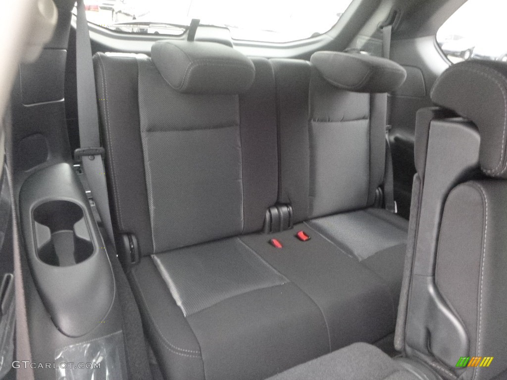 2019 Nissan Pathfinder SV 4x4 Rear Seat Photos