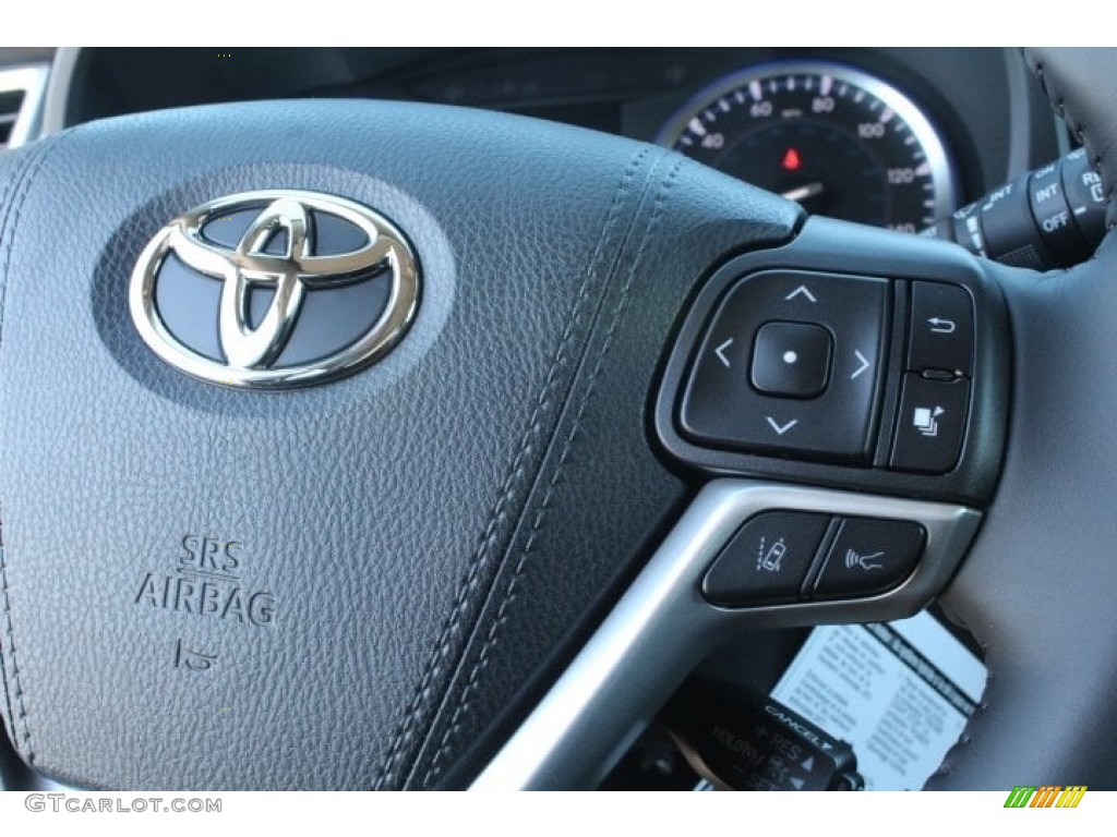 2019 Toyota Highlander XLE Black Steering Wheel Photo #130747516
