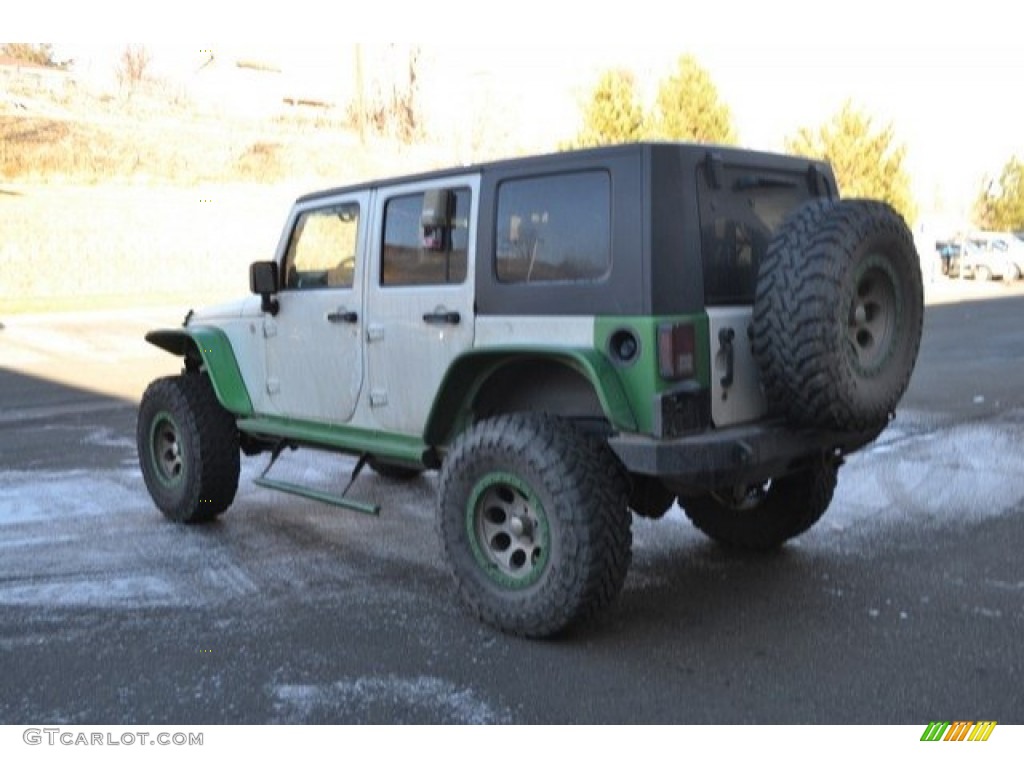 2010 Wrangler Unlimited Sahara 4x4 - Stone White / Dark Slate Gray/Medium Slate Gray photo #4