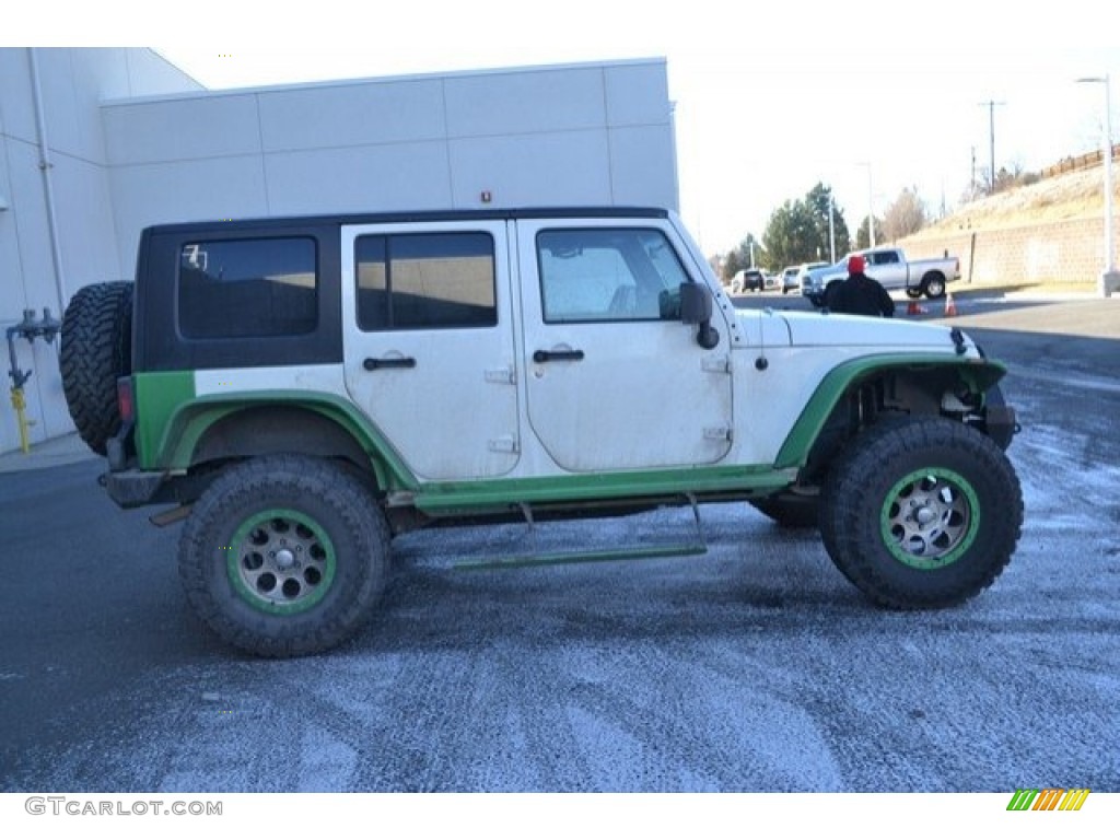 2010 Wrangler Unlimited Sahara 4x4 - Stone White / Dark Slate Gray/Medium Slate Gray photo #7