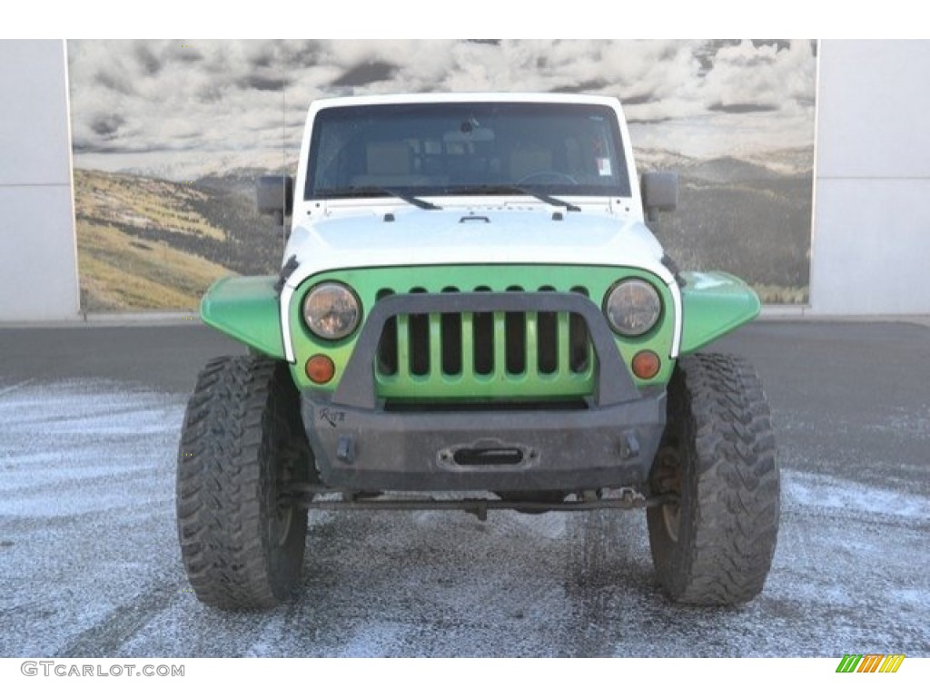 2010 Wrangler Unlimited Sahara 4x4 - Stone White / Dark Slate Gray/Medium Slate Gray photo #8