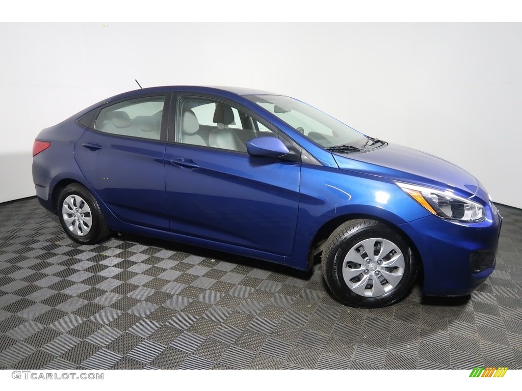 2016 Accent SE Sedan - Pacific Blue / Gray photo #3