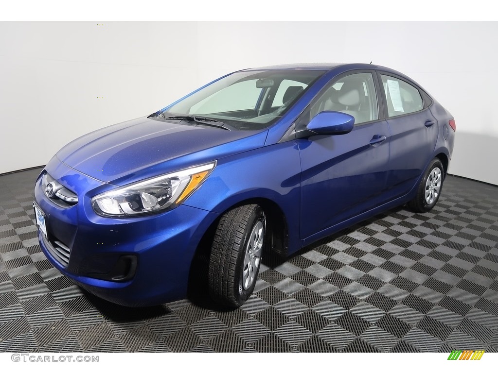 2016 Accent SE Sedan - Pacific Blue / Gray photo #6