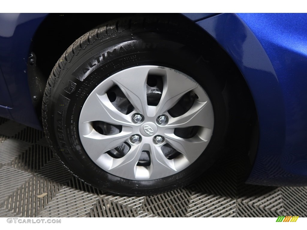 2016 Accent SE Sedan - Pacific Blue / Gray photo #27
