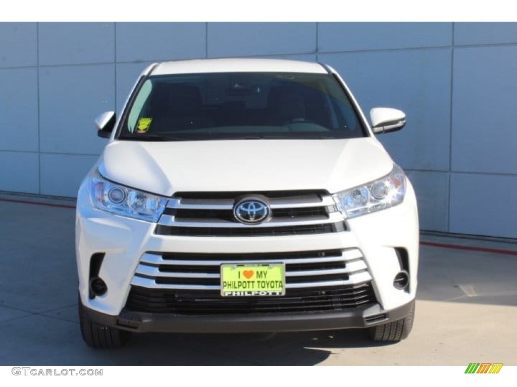 2019 Highlander LE - Blizzard Pearl White / Black photo #3