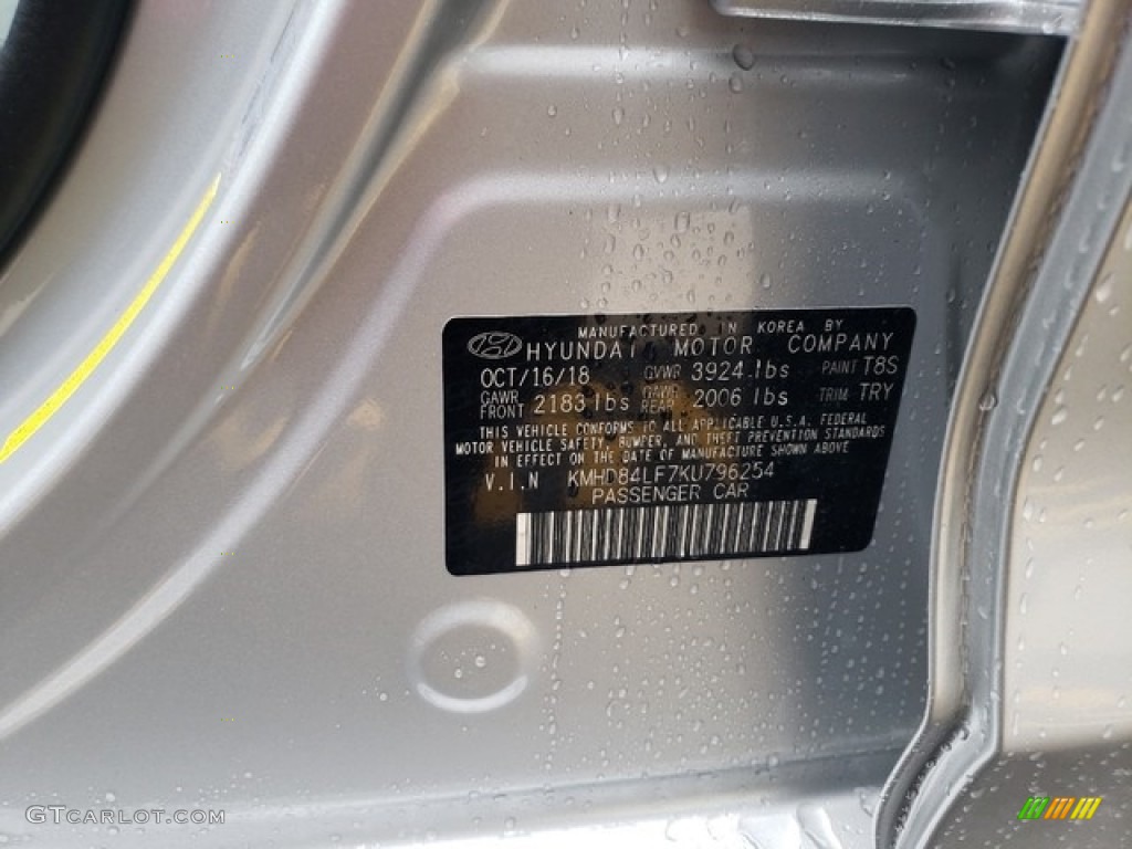 2019 Elantra Limited - Symphony Silver / Black photo #16