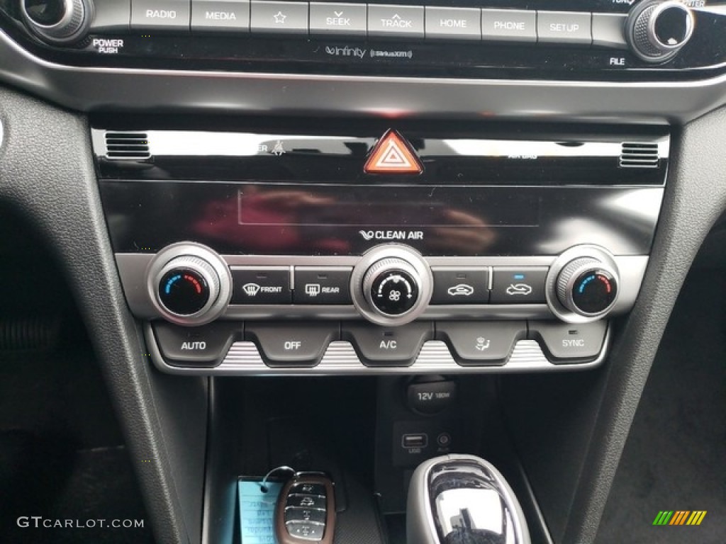 2019 Elantra Limited - Symphony Silver / Black photo #23