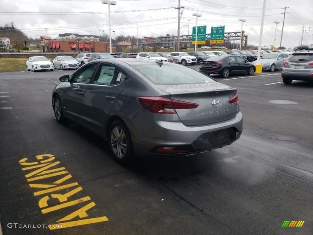 2019 Elantra SEL - Machine Gray / Gray photo #5