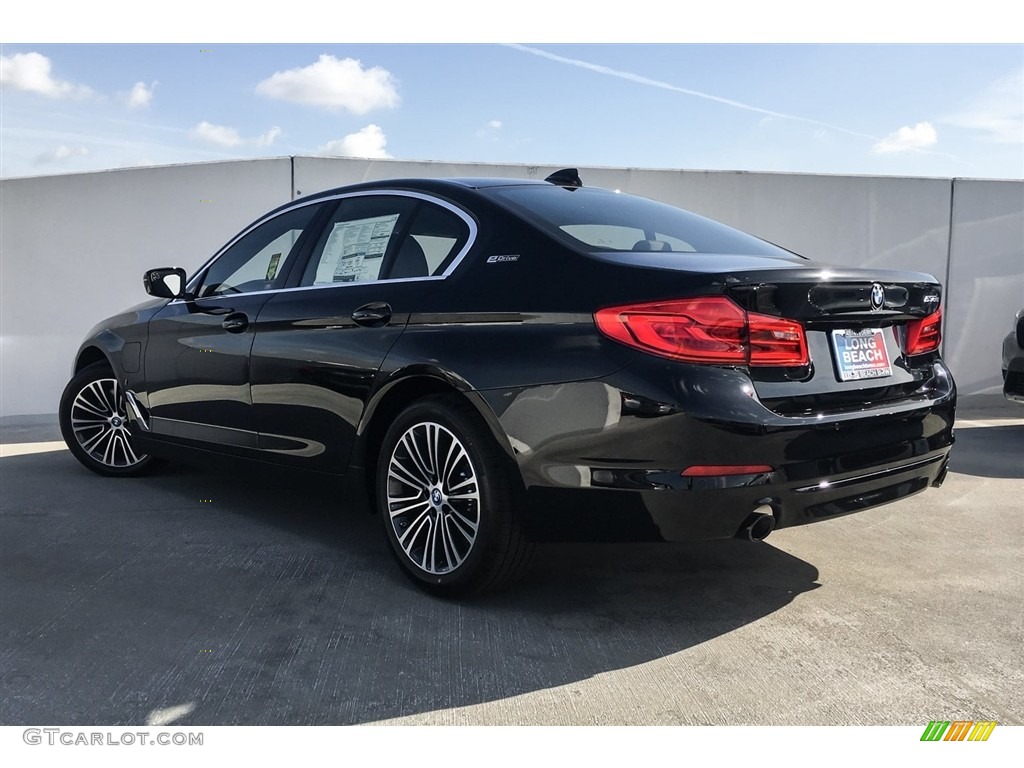 2019 5 Series 530e iPerformance Sedan - Jet Black / Black photo #2