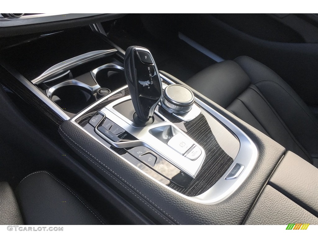 2019 BMW 7 Series 740i Sedan Transmission Photos