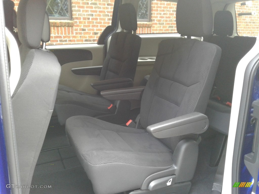 2019 Grand Caravan SE - Indigo Blue / Black/Light Graystone photo #11