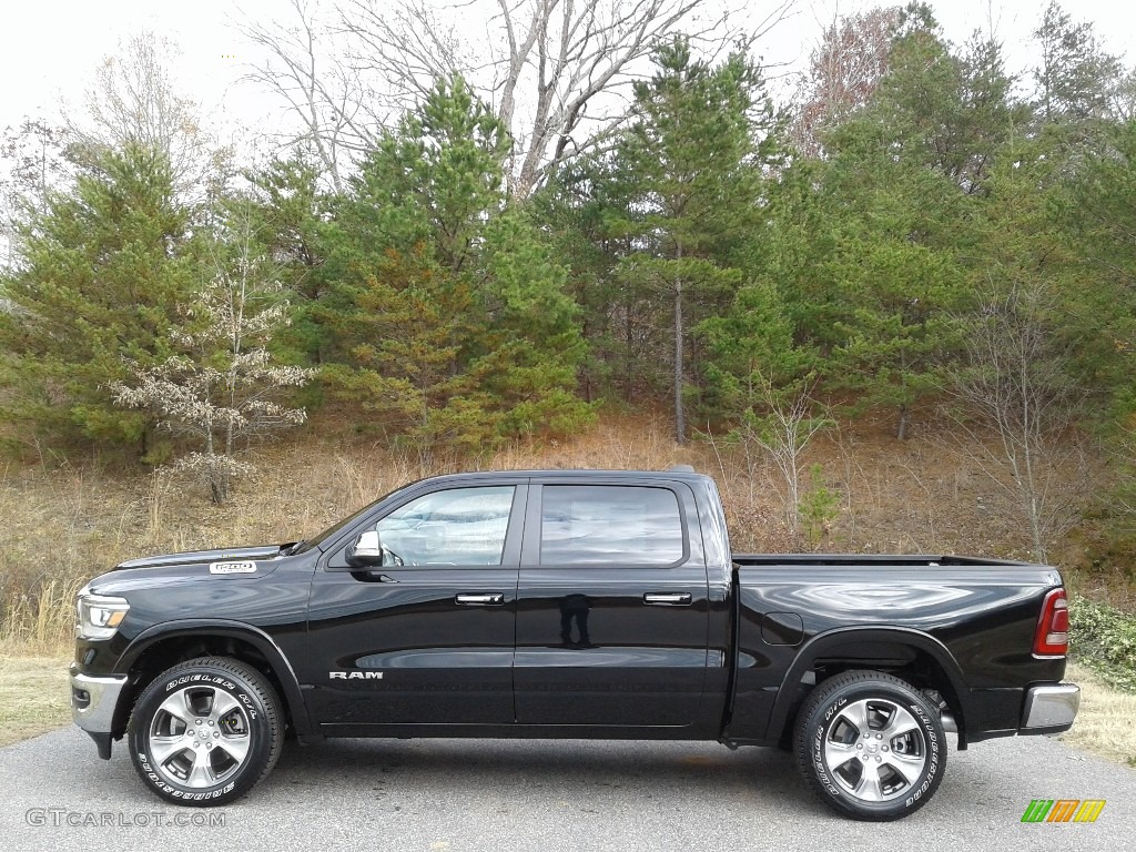 2019 1500 Laramie Crew Cab 4x4 - Diamond Black Crystal Pearl / Black photo #1