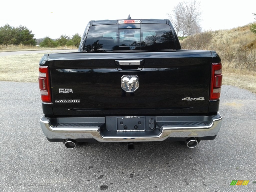 2019 1500 Laramie Crew Cab 4x4 - Diamond Black Crystal Pearl / Black photo #7