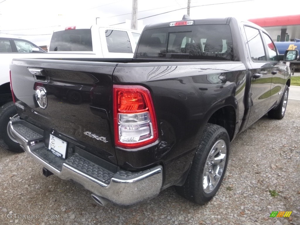 2019 1500 Big Horn Crew Cab 4x4 - Rugged Brown Pearl / Black photo #4