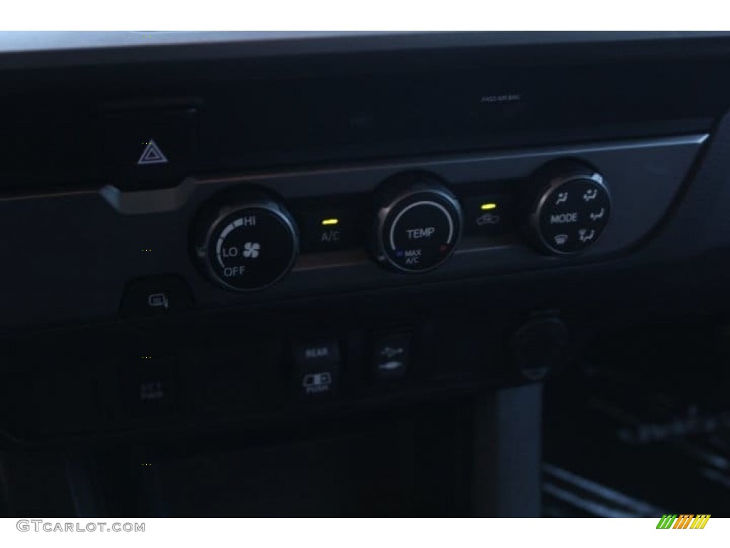 2019 Tacoma SR5 Double Cab - Barcelona Red Metallic / Black photo #13