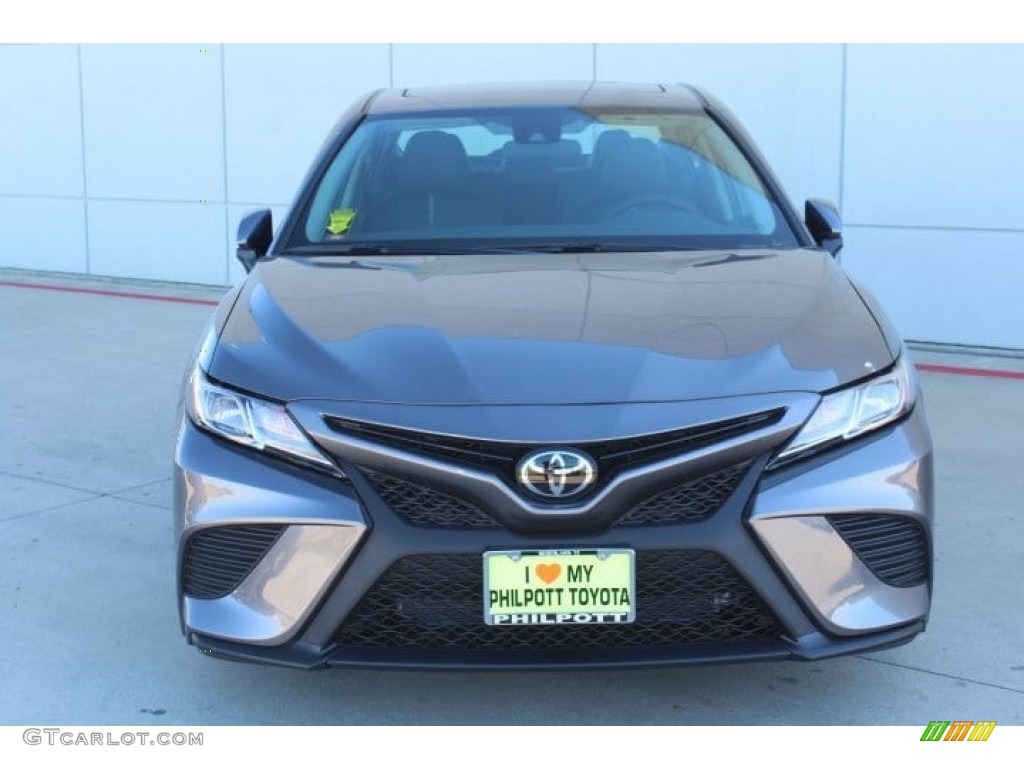 2019 Camry SE - Predawn Gray Mica / Black photo #3