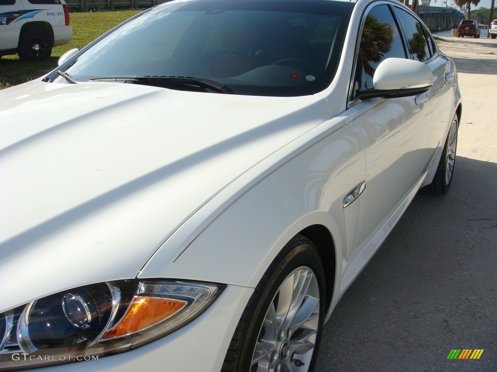 2013 XF 3.0 - Polaris White / London Tan/Warm Charcoal photo #10