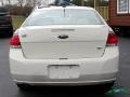 White Suede - Focus SE Sedan Photo No. 4