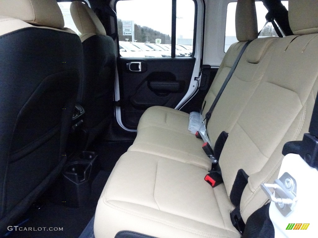 2019 Wrangler Unlimited Sport 4x4 - Bright White / Black/Heritage Tan photo #11