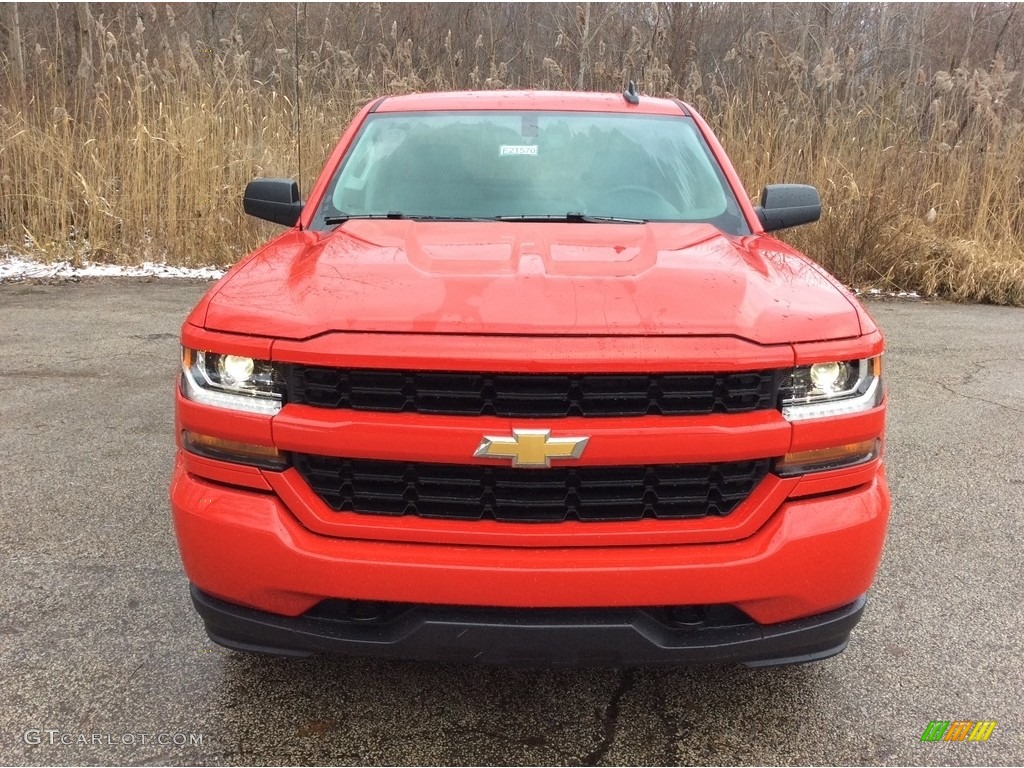 2018 Silverado 1500 Custom Crew Cab 4x4 - Red Hot / Dark Ash/Jet Black photo #2