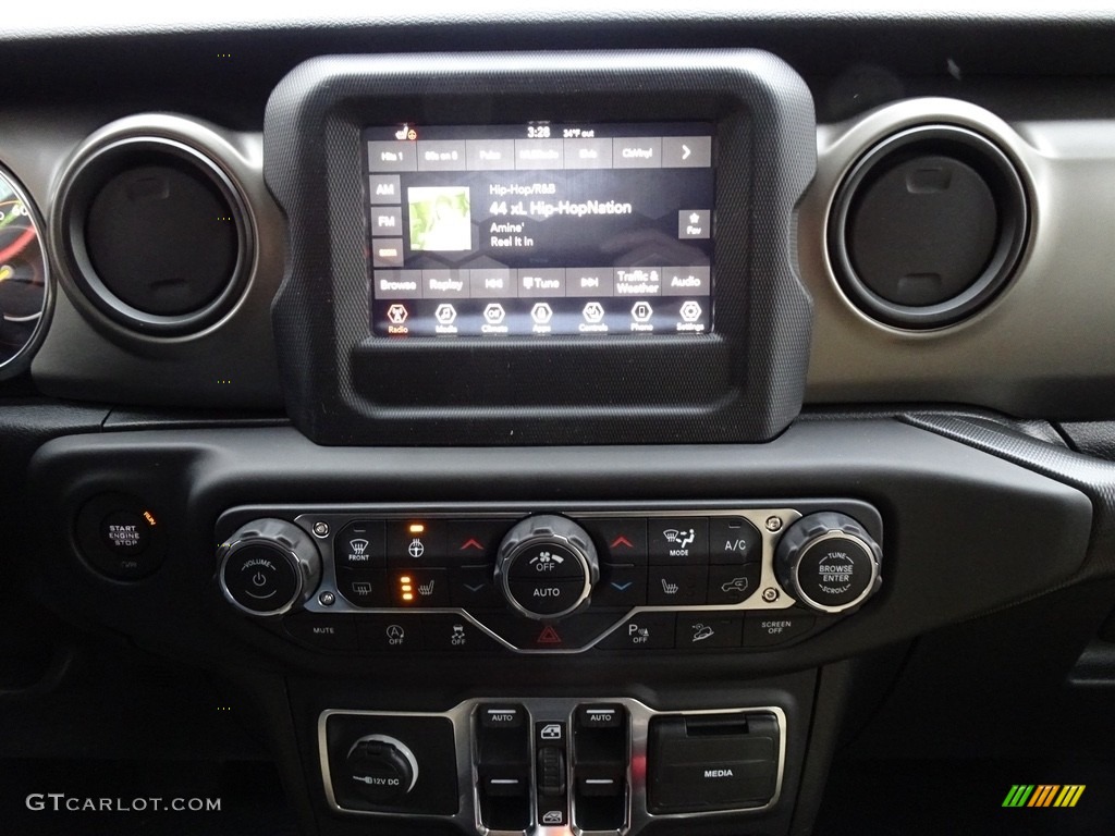 2019 Wrangler Unlimited Sport 4x4 - Bright White / Black/Heritage Tan photo #15