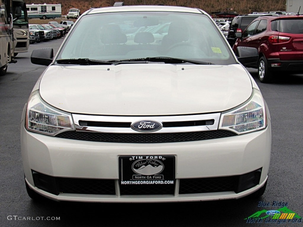 2011 Focus SE Sedan - White Suede / Medium Stone photo #8