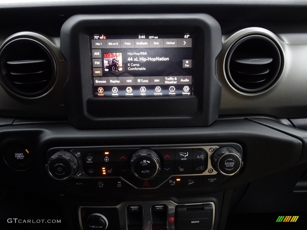 2019 Jeep Wrangler Sport 4x4 Controls Photo #130768716