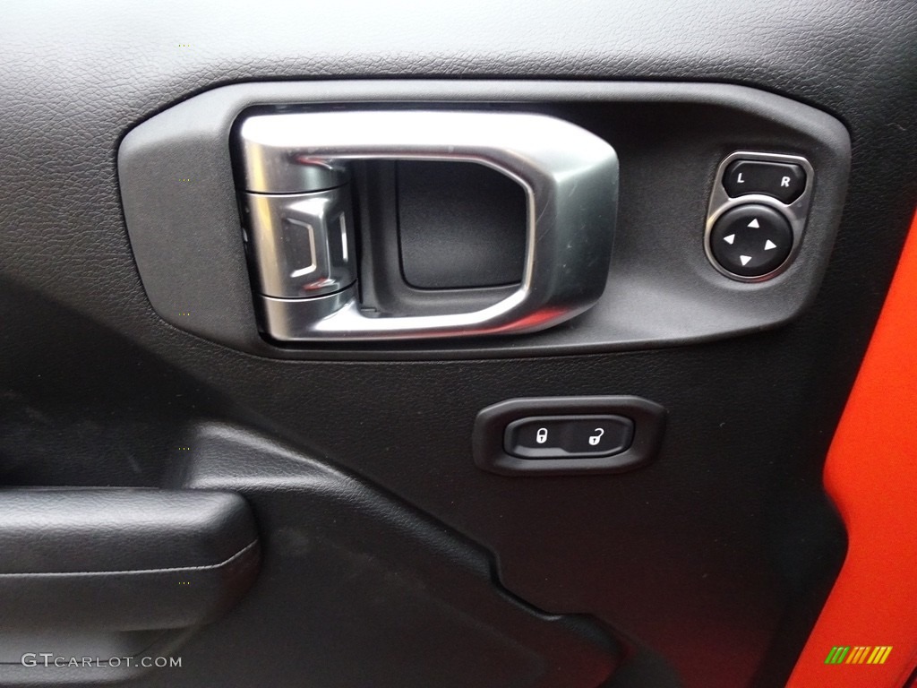 2019 Jeep Wrangler Unlimited Sport 4x4 Controls Photo #130769193