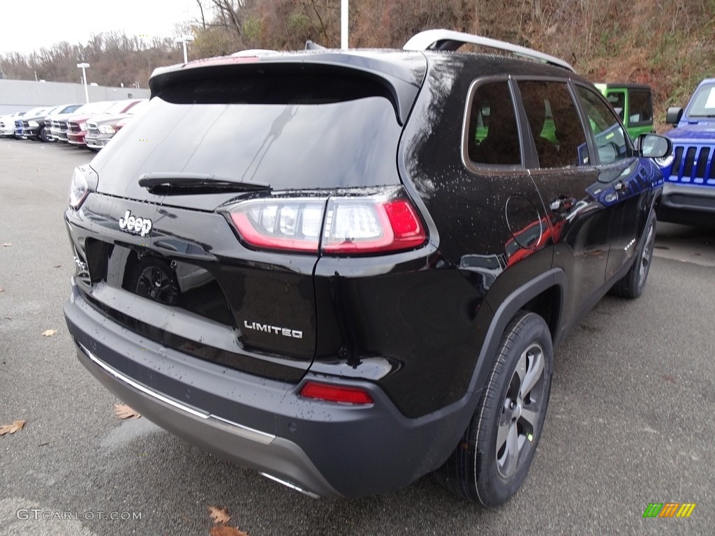 2019 Cherokee Limited 4x4 - Diamond Black Crystal Pearl / Black photo #5