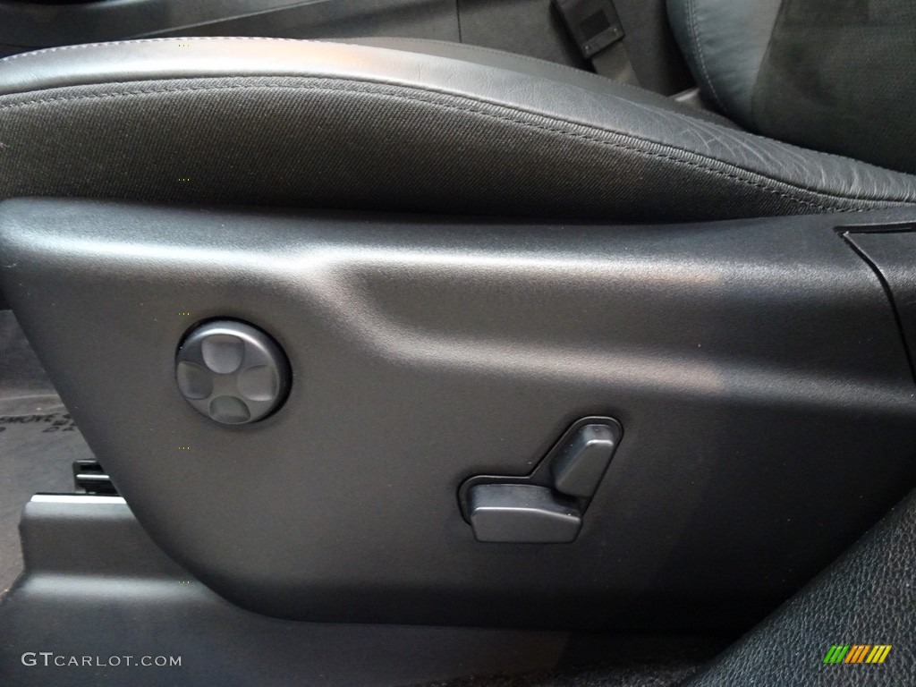 2018 Durango GT AWD - Vice White Tri-Coat Pearl / Black photo #15