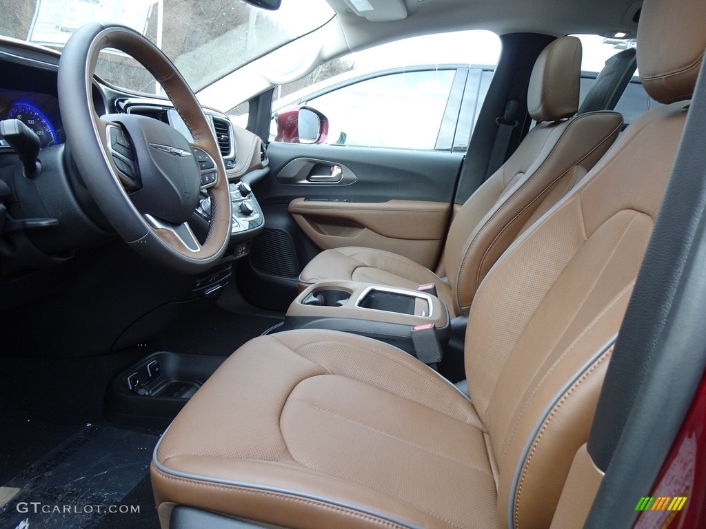 2019 Chrysler Pacifica Limited Front Seat Photo #130770084