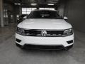 Pure White - Tiguan SE 4MOTION Photo No. 4