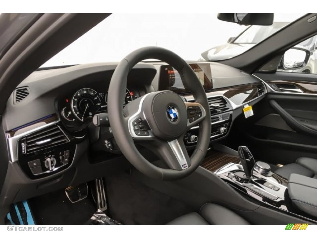 2019 5 Series 530e iPerformance Sedan - Bluestone Metallic / Black photo #4