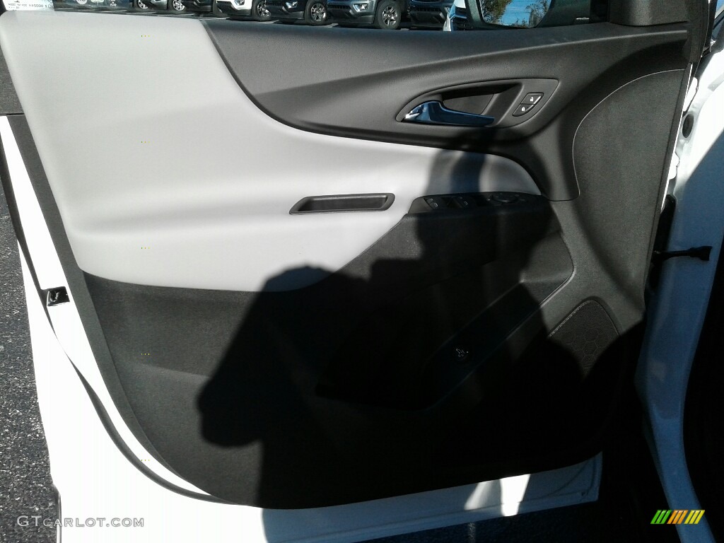 2019 Equinox LT - Summit White / Medium Ash Gray photo #17