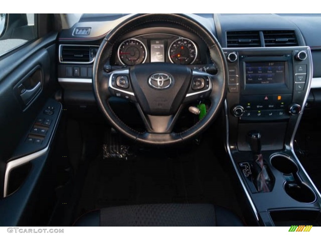2015 Camry SE - Celestial Silver Metallic / Black photo #5