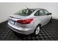 Ingot Silver - Focus SE Sedan Photo No. 12
