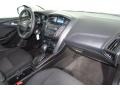 Ingot Silver - Focus SE Sedan Photo No. 15
