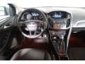Ingot Silver - Focus SE Sedan Photo No. 17