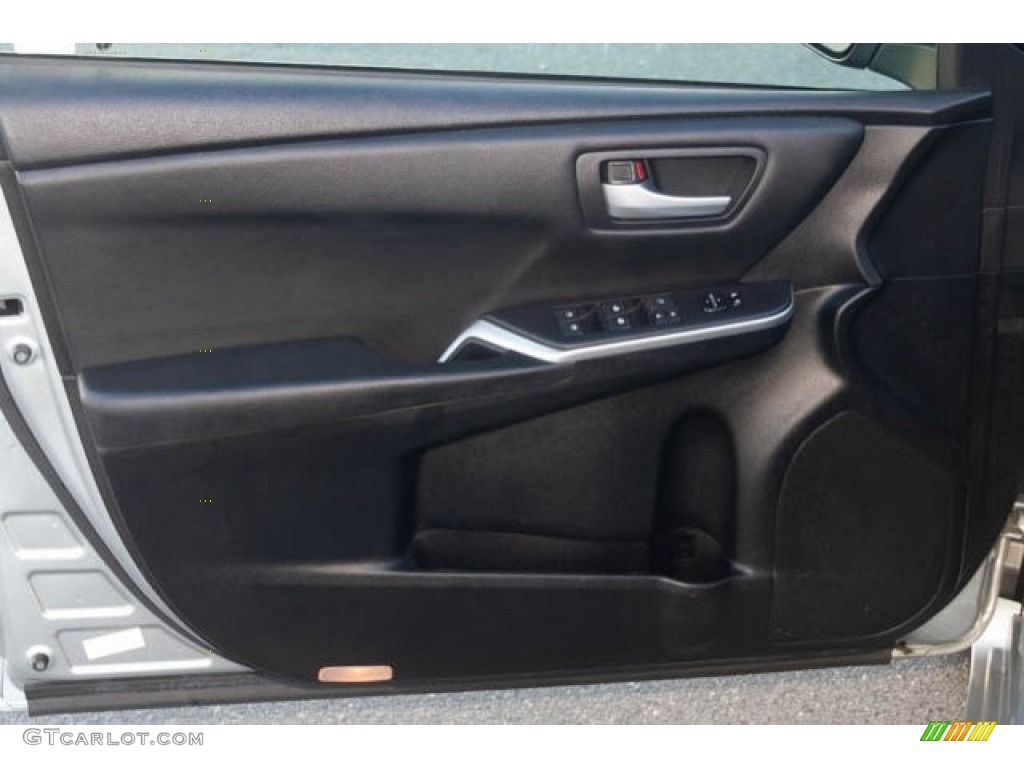 2015 Camry SE - Celestial Silver Metallic / Black photo #27