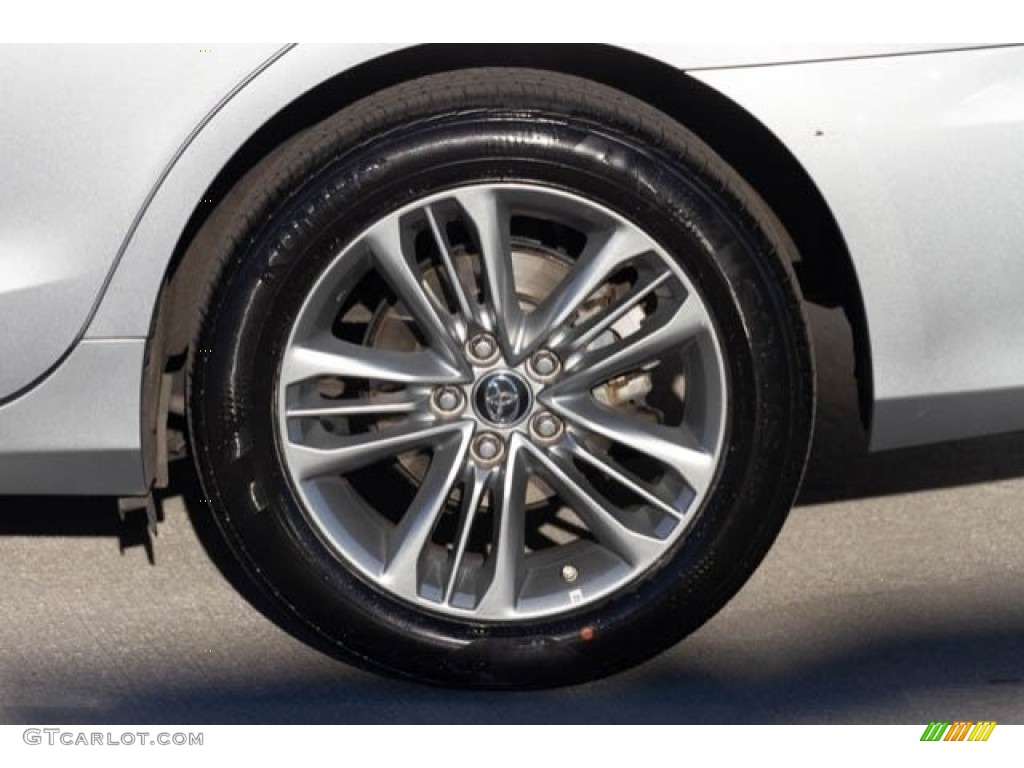 2015 Camry SE - Celestial Silver Metallic / Black photo #35
