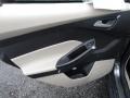 Magnetic Metallic - Focus SE Hatchback Photo No. 20